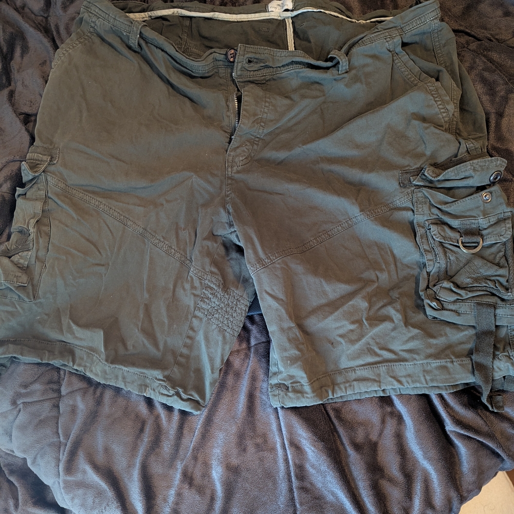 Women's Cargo Shorts - Green